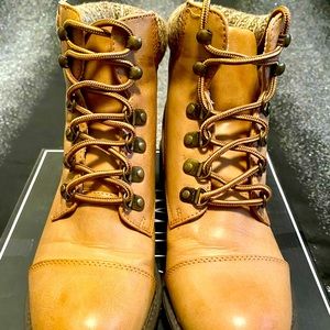 👢 Mia Lace-Up Boots 👢